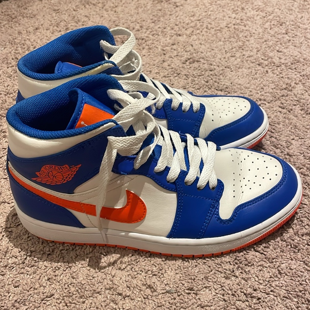 Air Jordan 1 Mid "Knicks" sneakers
